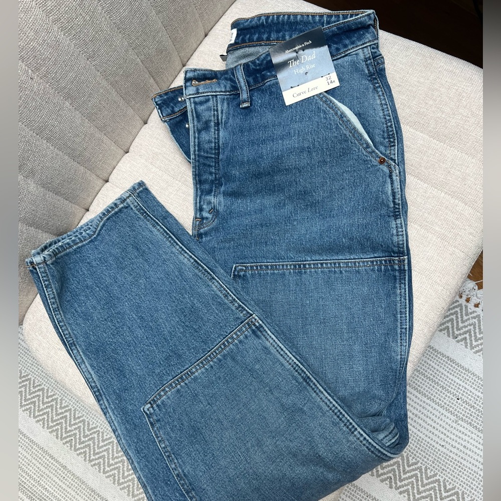Abercrombie Curve Love High Rise Carpenter Dad Jean - Size 32 / 14